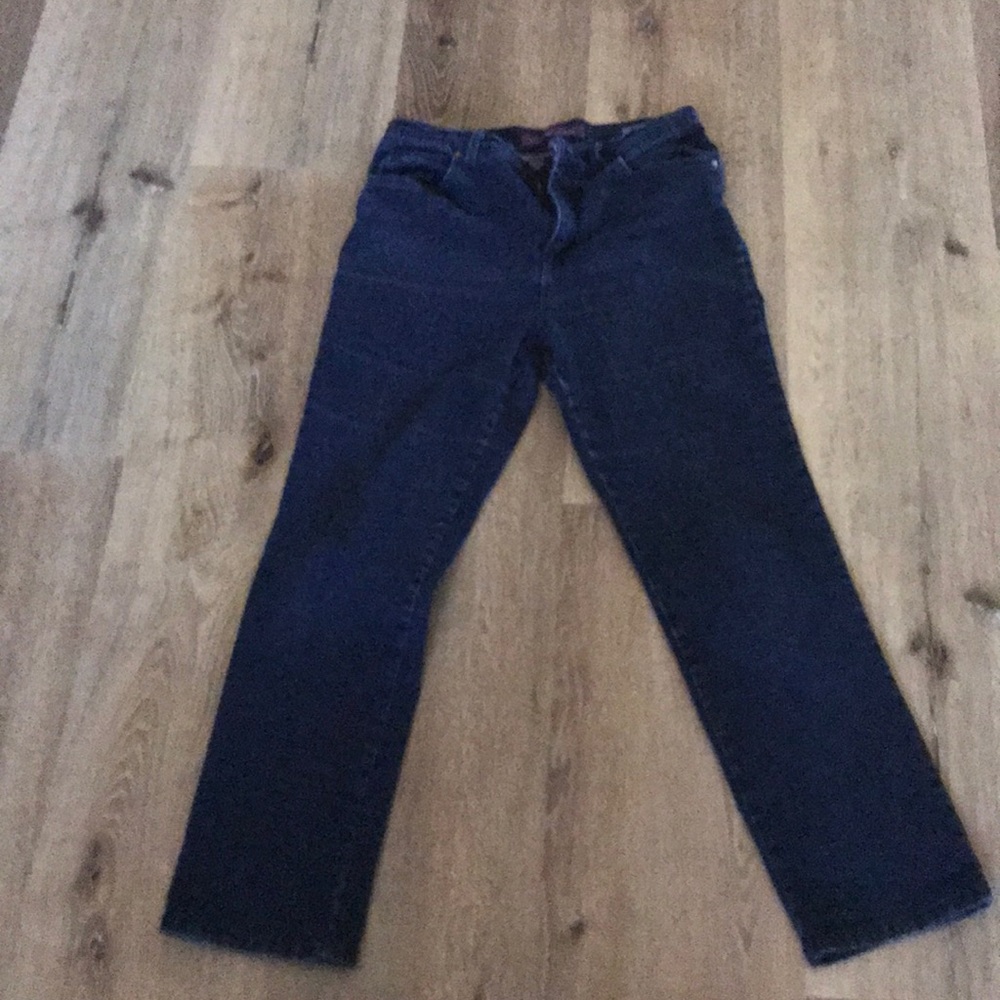 Used great Gloria Vanderbilt Jeans size 10 petite